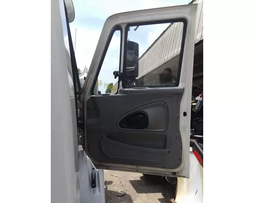 INTERNATIONAL 8600 2003-2018 DOOR ASSEMBLY, FRONT