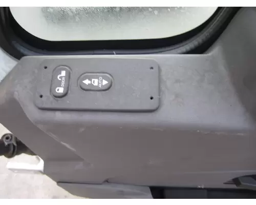 INTERNATIONAL 8600 2003-2018 DOOR ASSEMBLY, FRONT