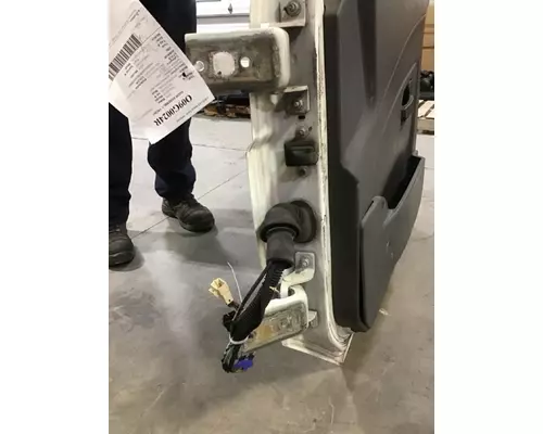 INTERNATIONAL 8600 2003-2018 DOOR ASSEMBLY, FRONT