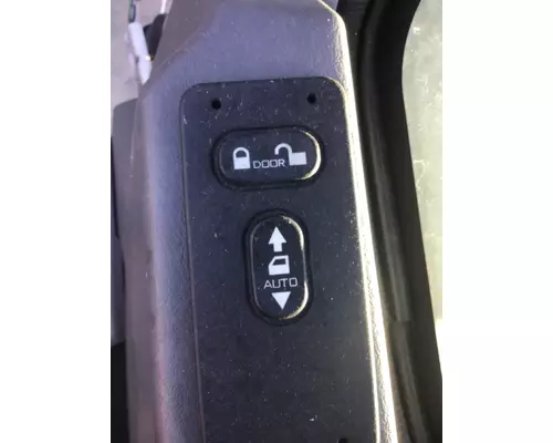 INTERNATIONAL 8600 2003-2018 DOOR ASSEMBLY, FRONT