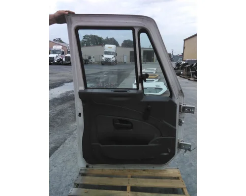 INTERNATIONAL 8600 2003-2018 DOOR ASSEMBLY, FRONT