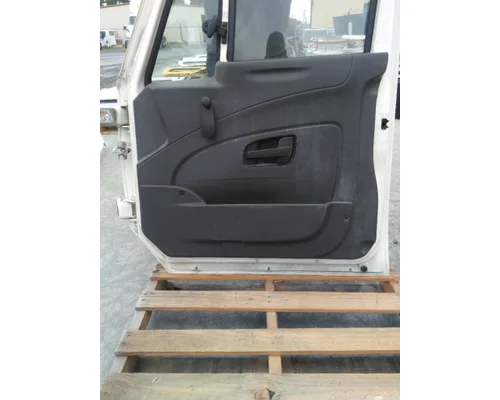 INTERNATIONAL 8600 2003-2018 DOOR ASSEMBLY, FRONT