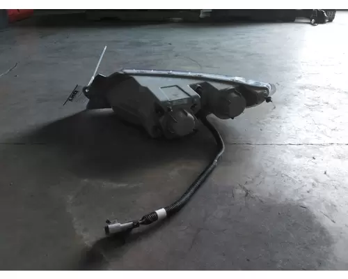 INTERNATIONAL 8600 2003-2018 HEADLAMP ASSEMBLY