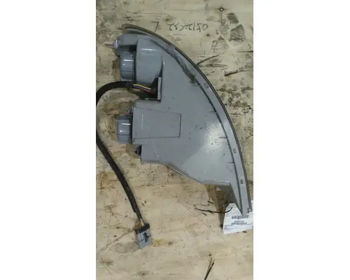 INTERNATIONAL 8600 2003-2018 HEADLAMP ASSEMBLY