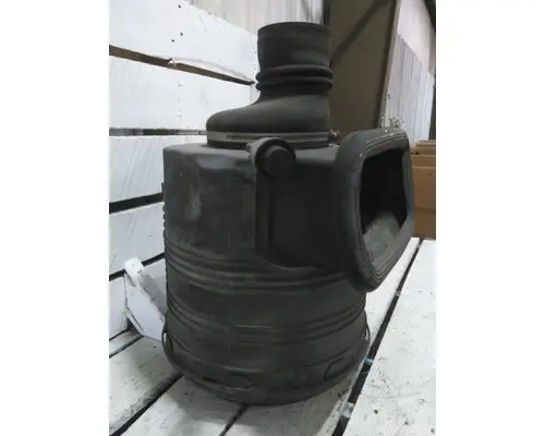 INTERNATIONAL 8600 AIR CLEANER