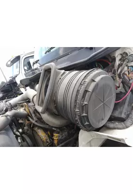 INTERNATIONAL 8600 AIR CLEANER