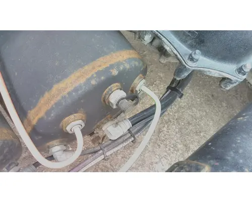 INTERNATIONAL 8600 AIR TANK