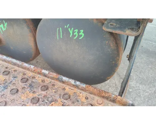 INTERNATIONAL 8600 AIR TANK
