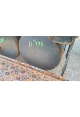 INTERNATIONAL 8600 AIR TANK