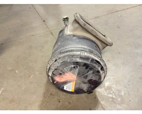 INTERNATIONAL 8600 Air Cleaner