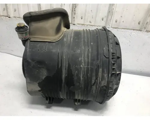 INTERNATIONAL 8600 Air Cleaner