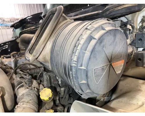 INTERNATIONAL 8600 Air Cleaner