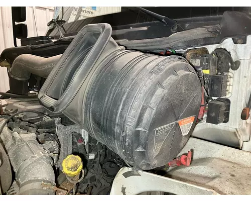 INTERNATIONAL 8600 Air Cleaner