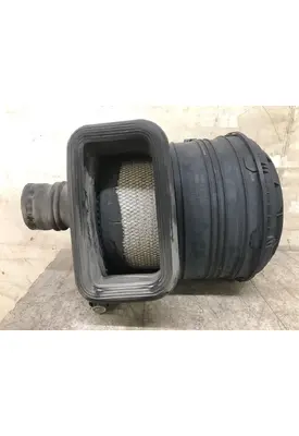 INTERNATIONAL 8600 Air Cleaner