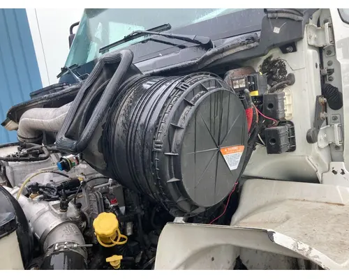 INTERNATIONAL 8600 Air Cleaner