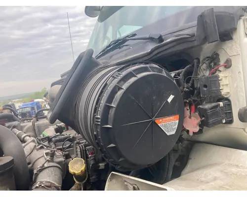 INTERNATIONAL 8600 Air Cleaner