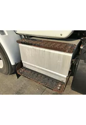 INTERNATIONAL 8600 Battery Box