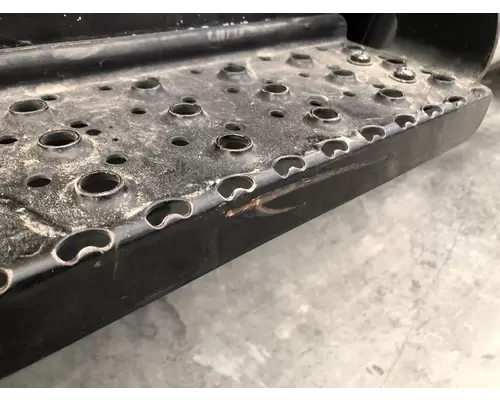 INTERNATIONAL 8600 Battery Box