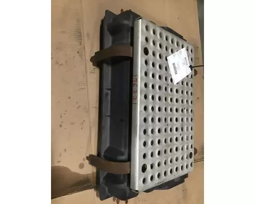 INTERNATIONAL 8600 Battery Box