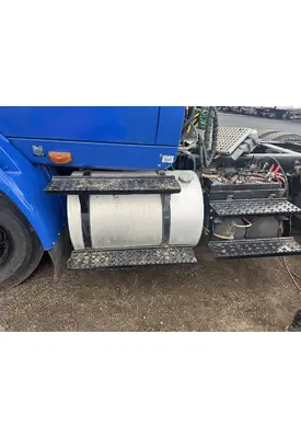 INTERNATIONAL 8600 Battery Box