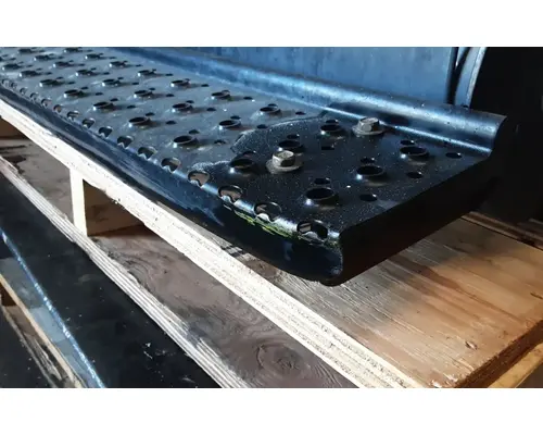 INTERNATIONAL 8600 Battery Boxes