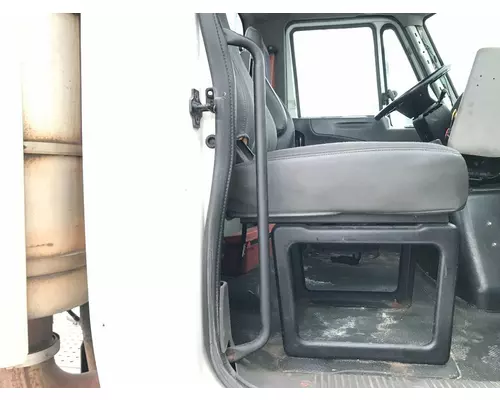 INTERNATIONAL 8600 Body, Misc. Parts