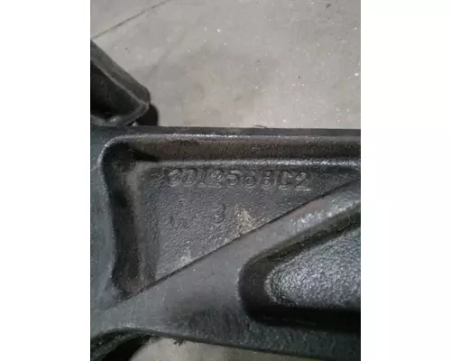 INTERNATIONAL 8600 Brackets, Misc.
