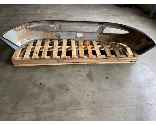 INTERNATIONAL 8600 Bumper Assembly, Front