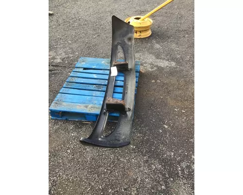 INTERNATIONAL 8600 Bumper Assembly