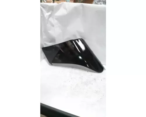 INTERNATIONAL 8600 Bumper End Cap