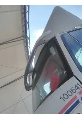 INTERNATIONAL 8600 CAB CLIP