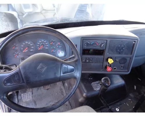 INTERNATIONAL 8600 CAB CLIP