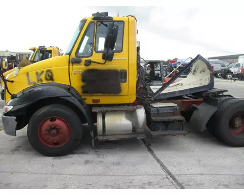 INTERNATIONAL 8600 CAB CLIP