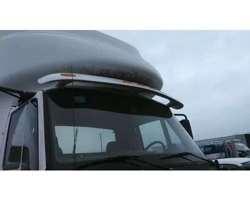 INTERNATIONAL 8600 CAB CLIP
