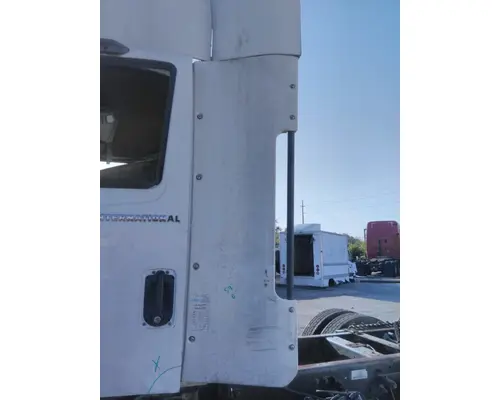 INTERNATIONAL 8600 CAB EXTENSION