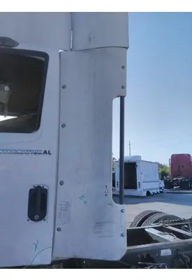 INTERNATIONAL 8600 CAB EXTENSION