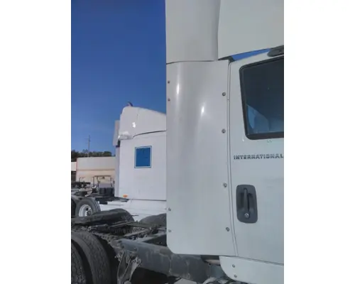 INTERNATIONAL 8600 CAB EXTENSION