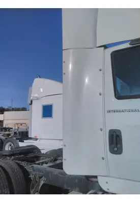 INTERNATIONAL 8600 CAB EXTENSION