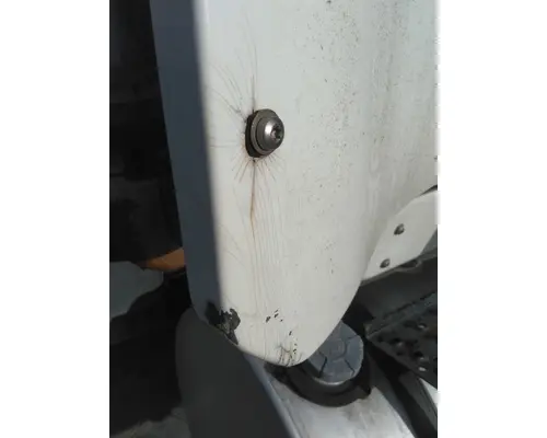 INTERNATIONAL 8600 CAB EXTENSION