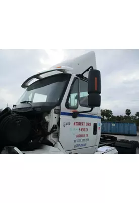 INTERNATIONAL 8600 CAB