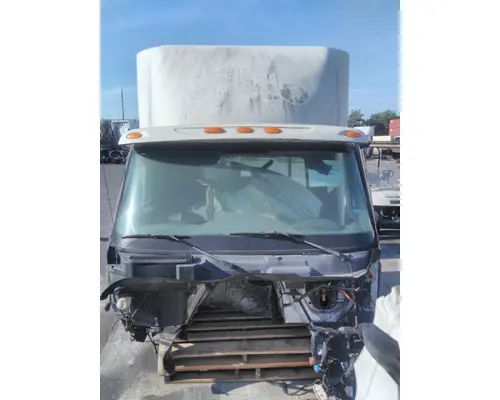 INTERNATIONAL 8600 CAB