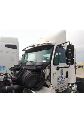 INTERNATIONAL 8600 CAB