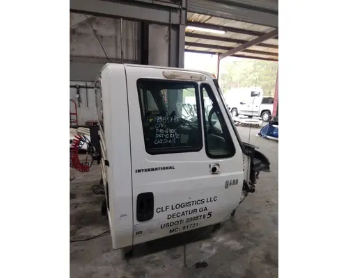 INTERNATIONAL 8600 CAB