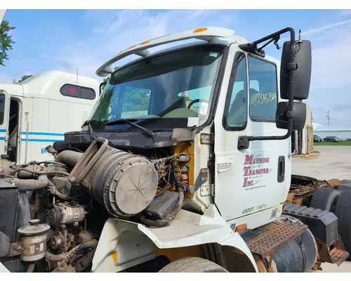 INTERNATIONAL 8600 CAB