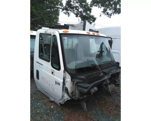 INTERNATIONAL 8600 CAB