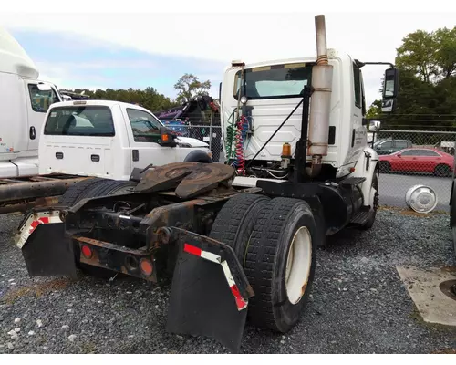 INTERNATIONAL 8600 CAB