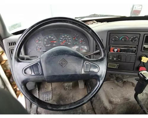 INTERNATIONAL 8600 CAB