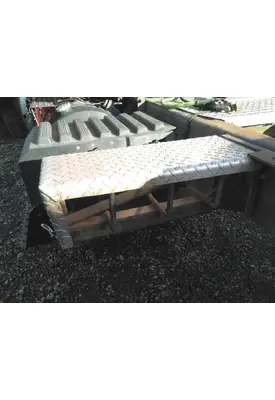 INTERNATIONAL 8600 CHAIN HANGER