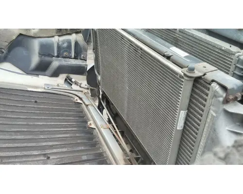 INTERNATIONAL 8600 COOLING ASSEMBLY (RAD, COND, ATAAC)