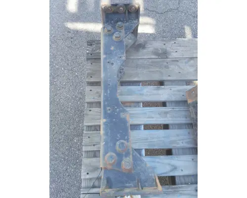 INTERNATIONAL 8600 CROSSMEMBER